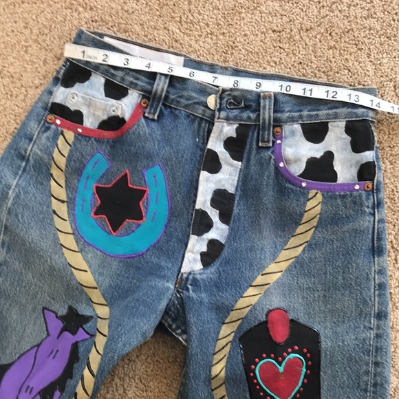 LEVI’S size 6 high waist jeans with appliqué - Picture 13 of 14